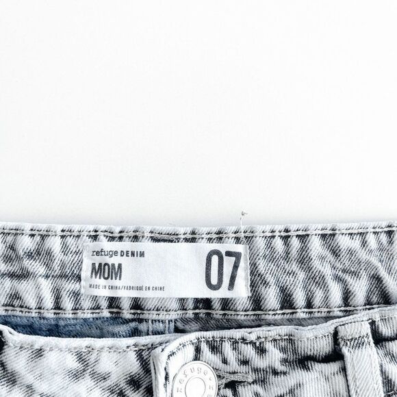 Refuge Denim Womens Mom Jeans Patchwork Two Tone Light Blue Wash Size 7 - Picture 6 of 10